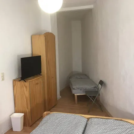 Meeraner Parkresidenz - App Bahnhofstrasse Apartman Meerane