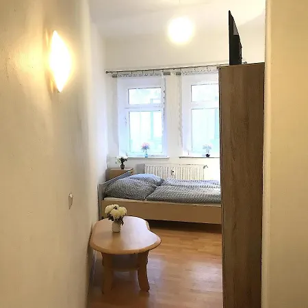 Meeraner Parkresidenz - App Bahnhofstrasse Apartman Meerane