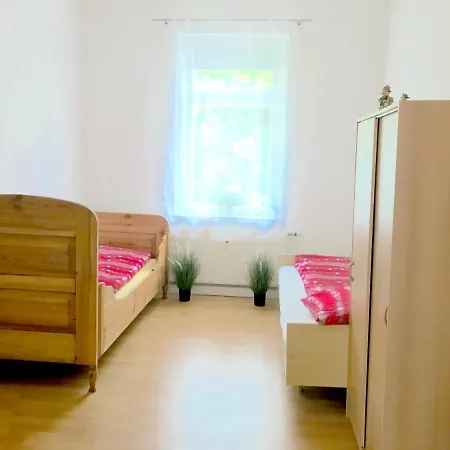 Meeraner Parkresidenz - App Bahnhofstrasse Apartman *